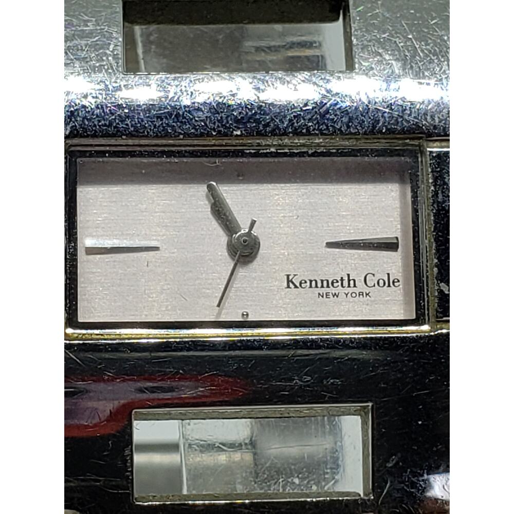 Kenneth Cole F98-04-KC-4438 women's watch. Light pink face with silver accents